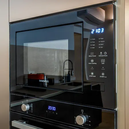 Nebbia Sul Naviglio - Rua Frati 34 Palace By Movebnb 公寓