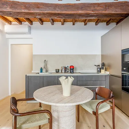 Nebbia Sul Naviglio - Rua Frati 34 Palace By Movebnb