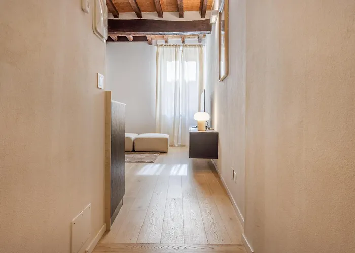 Nebbia Sul Naviglio - Rua Frati 34 Palace By Movebnb * 모데나