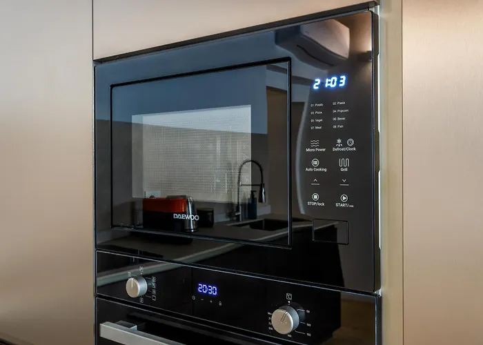 Nebbia Sul Naviglio - Rua Frati 34 Palace By Movebnb 아파트